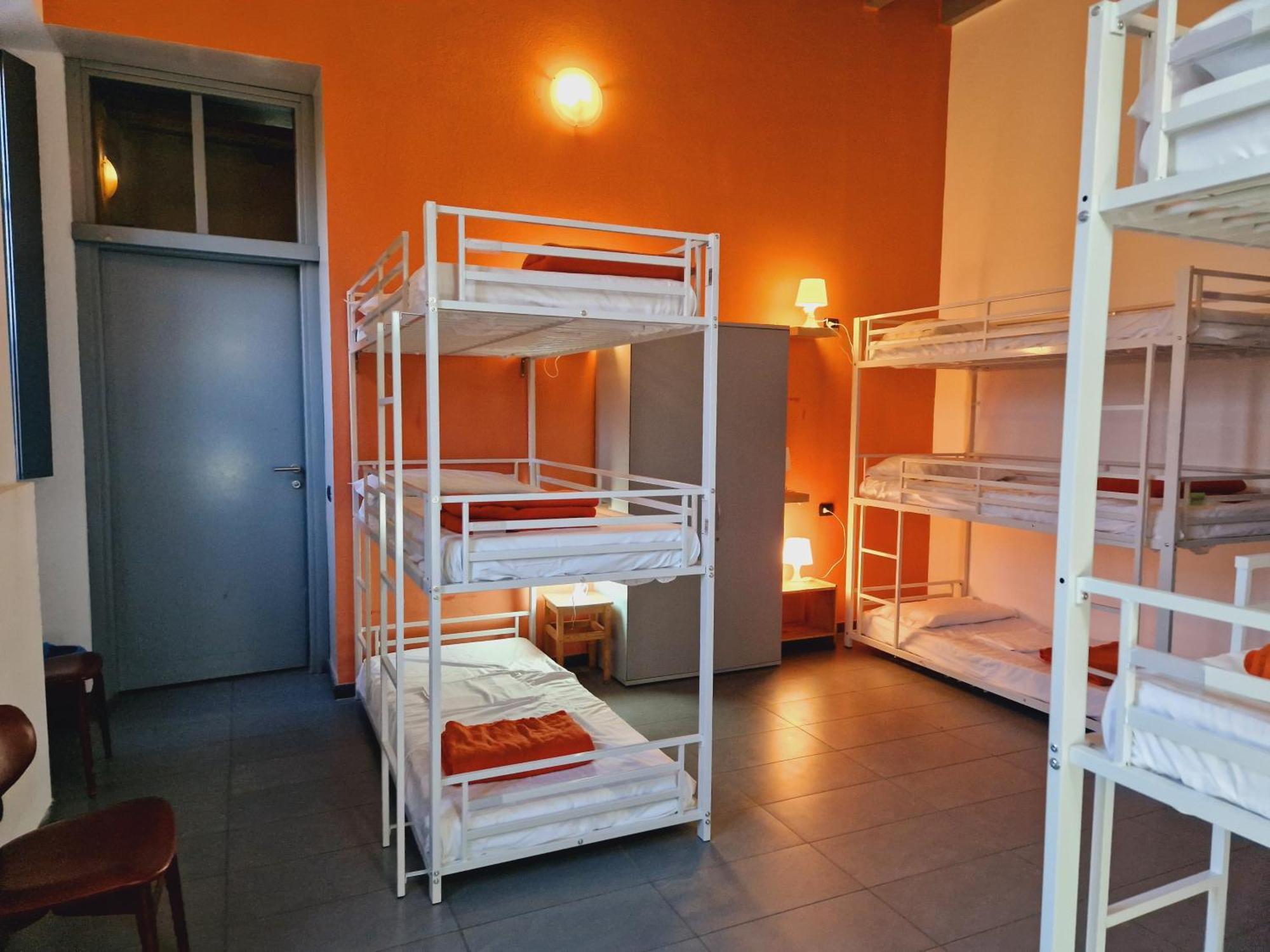 B&B E Ostello, Parco Di Monza, Cascina Costa Alta Eksteriør billede