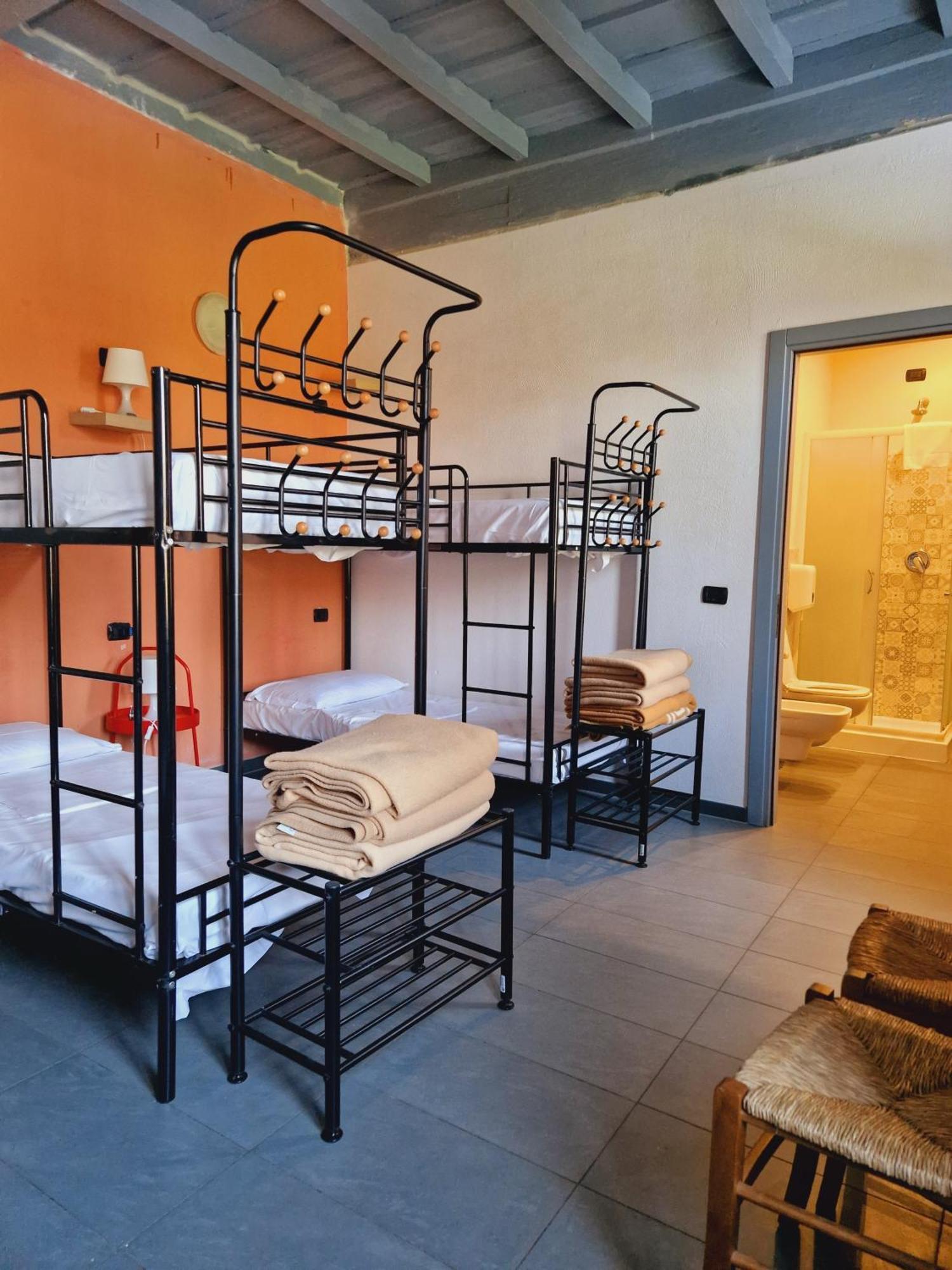 B&B E Ostello, Parco Di Monza, Cascina Costa Alta Eksteriør billede