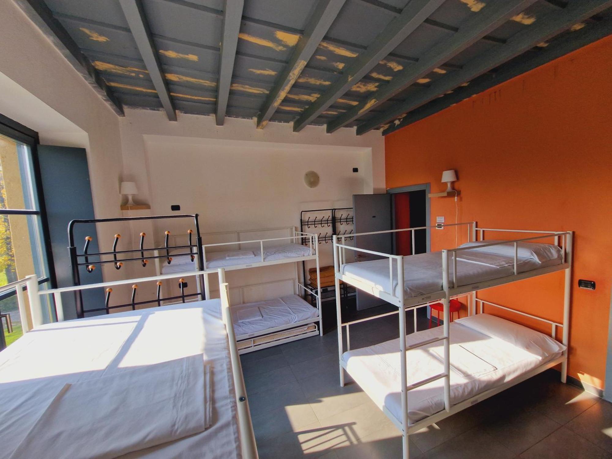B&B E Ostello, Parco Di Monza, Cascina Costa Alta Eksteriør billede