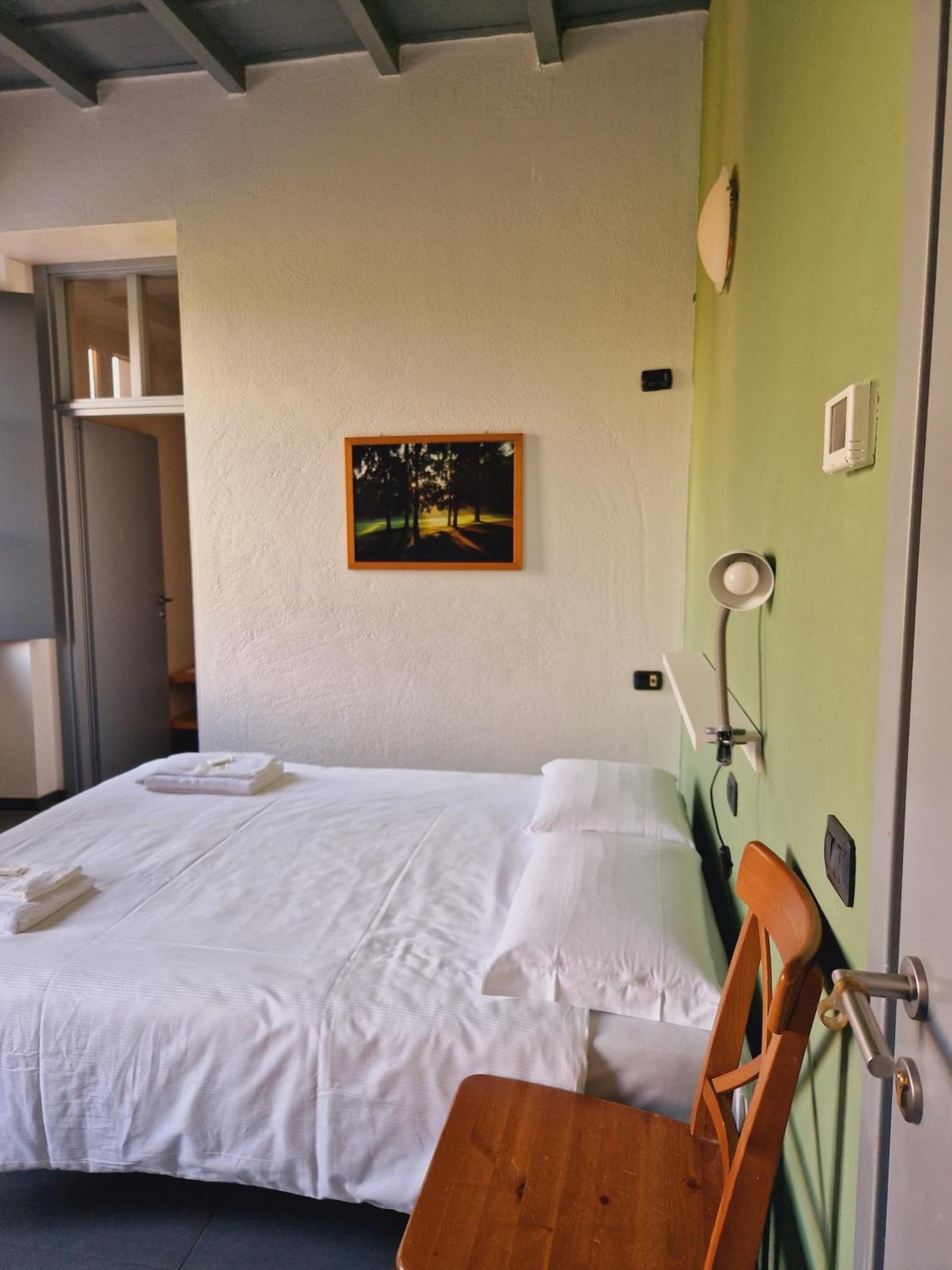 B&B E Ostello, Parco Di Monza, Cascina Costa Alta Eksteriør billede