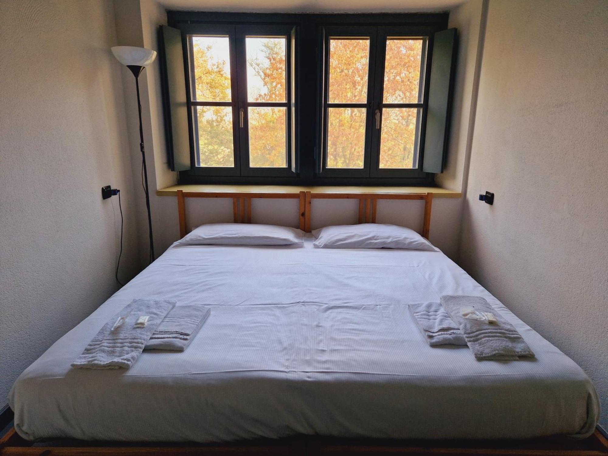 B&B E Ostello, Parco Di Monza, Cascina Costa Alta Eksteriør billede