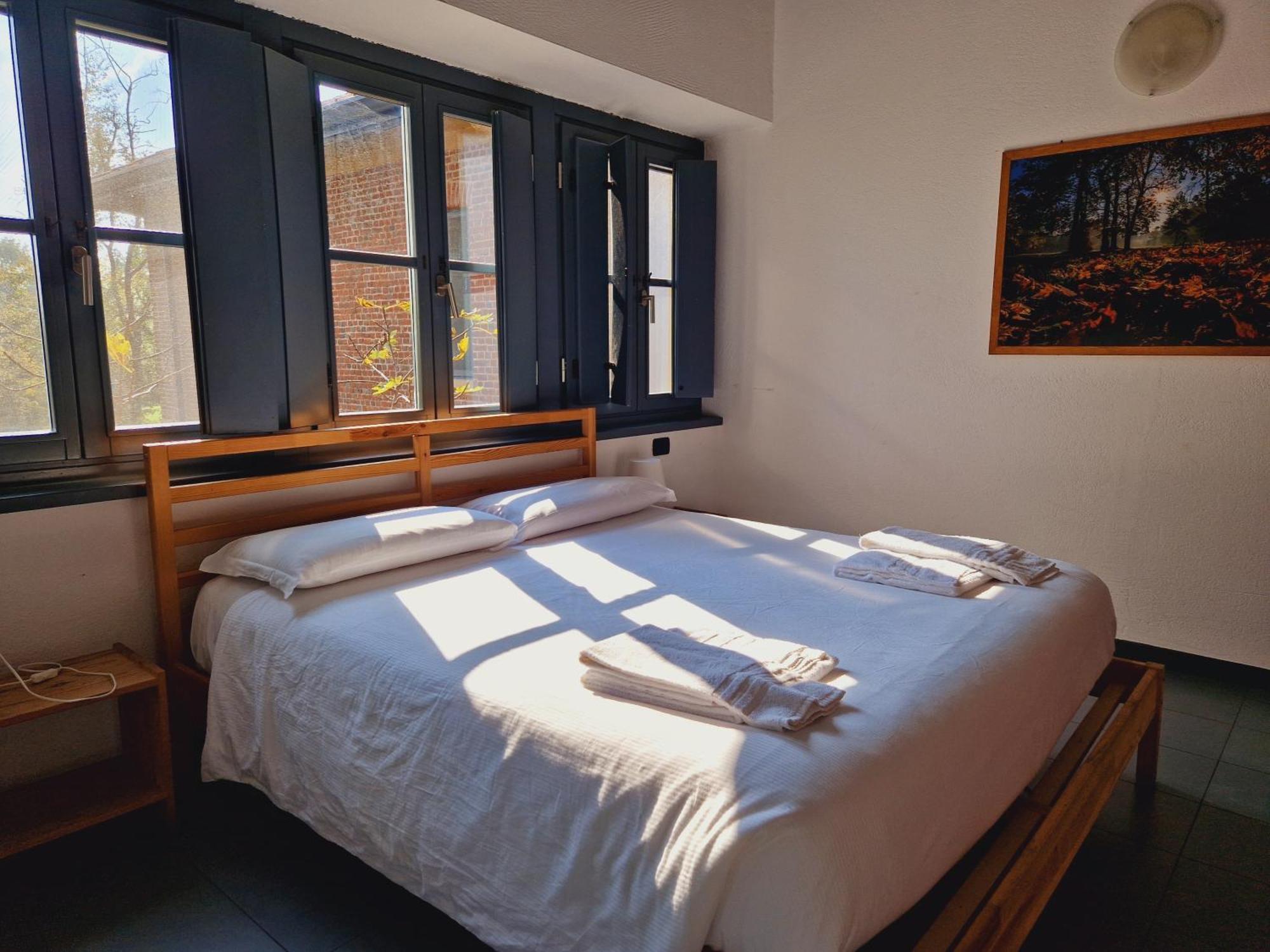 B&B E Ostello, Parco Di Monza, Cascina Costa Alta Eksteriør billede